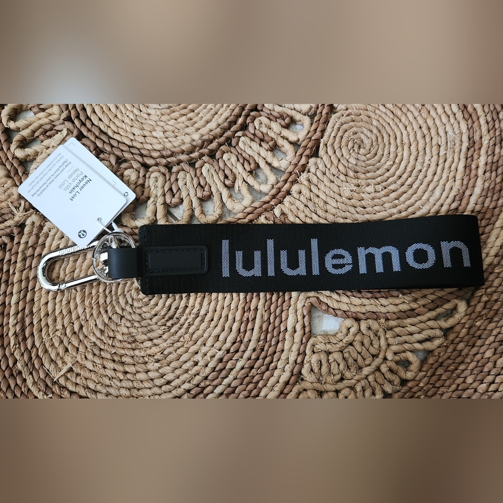 Lululemon Never Lost Keychain